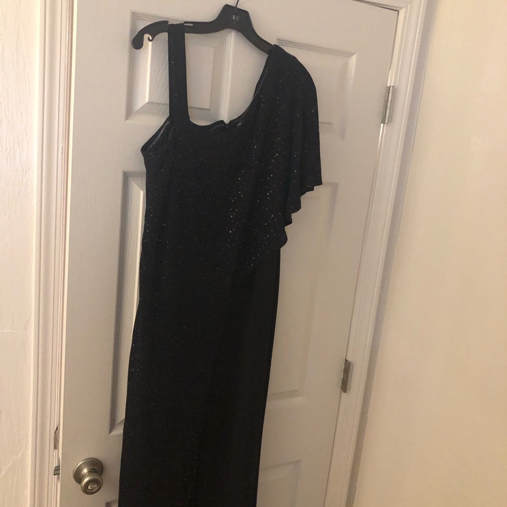 R&M Richard’s Woman Sparkly Capelet Jumpsuit Mother of the Bride Wedding Guest